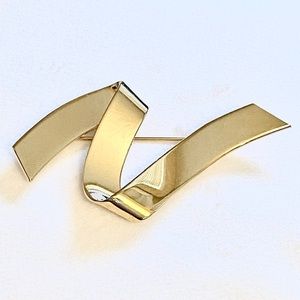 Vintage retro Monet ribbon brooch